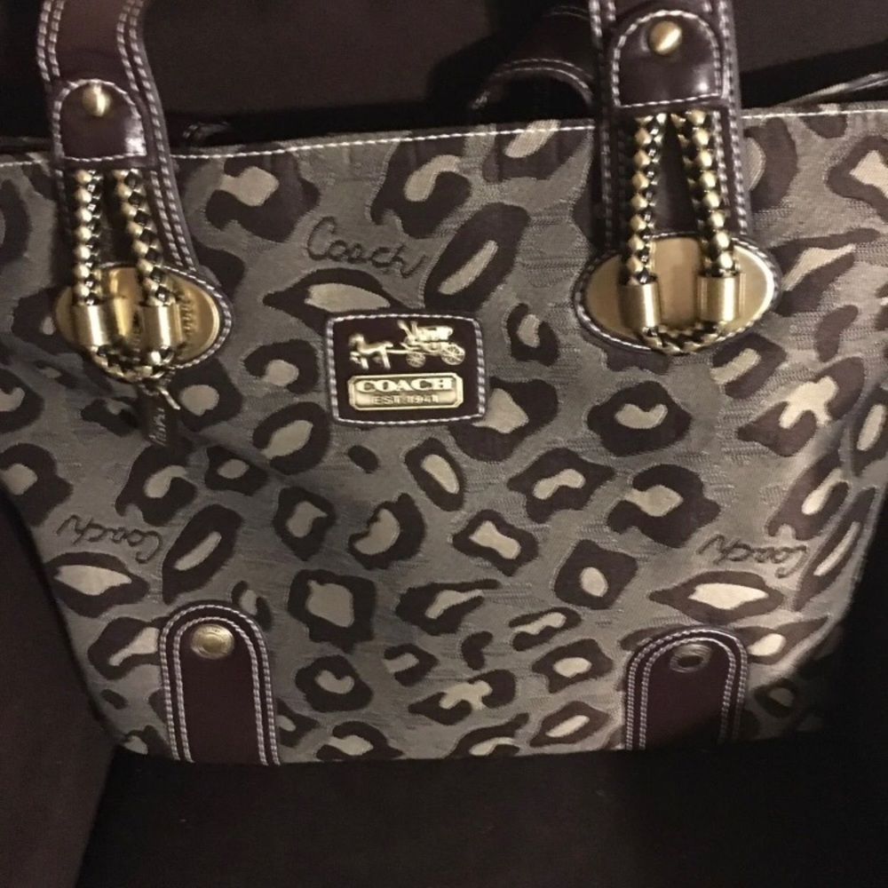 Shoulder Bag.